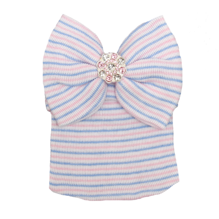 Bonnet tricoté avec noeud pour bébé nouveau-né